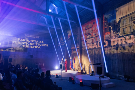 Obcˇinski praznik Piran, Malo drugacˇe-16